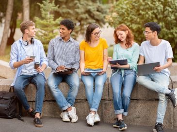 Scuole paritarie a Mariano Comense